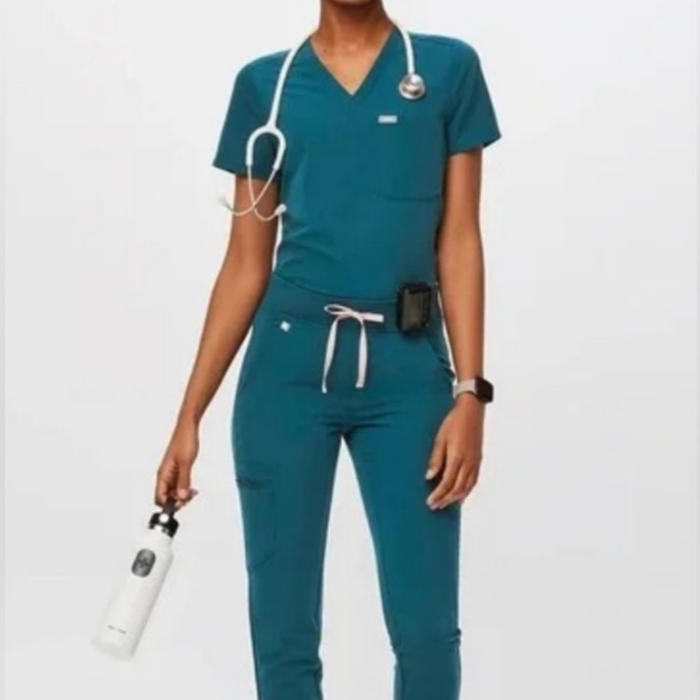 FIGS XL Tall Scrub Set